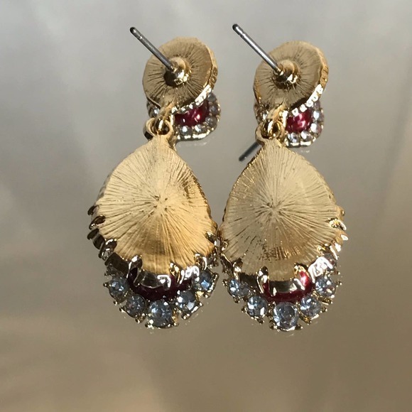 Gold-Tone Crystal & Imitation Pearl Drop‎ Earrings - Picture 3 of 3